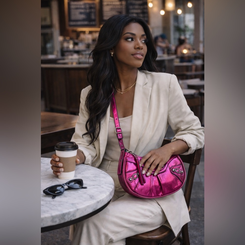 Y2K - Metallic Pink Crossbody Bag - Picture 3 of 10